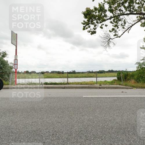 30.08.2026 - Elbe Triathlon Hamburg Michael Burmester http://msf.ph/oto/10048019 30.08.2026 15:04:08 Radfahren  meine-sportfotos.de