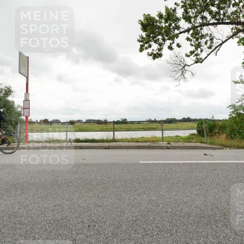 30.08.2026 - Elbe Triathlon Hamburg Michael Burmester http://msf.ph/oto/10048029 30.08.2026 15:04:15 Radfahren  meine-sportfotos.de