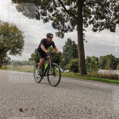 30.08.2026 - Elbe Triathlon Hamburg Michael Burmester http://msf.ph/oto/10048045 30.08.2026 09:40:40 Radfahren 288, 318, 397, 399, 403, 404, 676 meine-sportfotos.de
