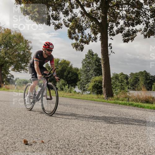 30.08.2026 - Elbe Triathlon Hamburg Michael Burmester http://msf.ph/oto/10048056 30.08.2026 09:40:46 Radfahren 288, 318, 421, 853 meine-sportfotos.de