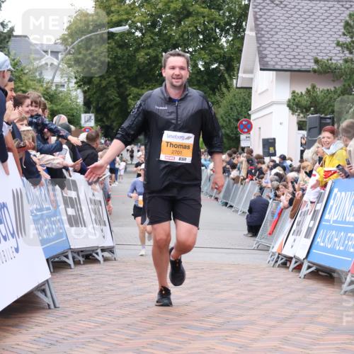 30.08.2026 - Blankeneser Heldenlauf Lena Gebhardt http://msf.ph/oto/10048079 30.08.2026 11:54:47 Ziel 2315, 2701, 4030 meine-sportfotos.de