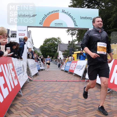 30.08.2026 - Blankeneser Heldenlauf Lena Gebhardt http://msf.ph/oto/10048118 30.08.2026 11:54:50 Ziel 2315, 2701, 2825, 4030 meine-sportfotos.de