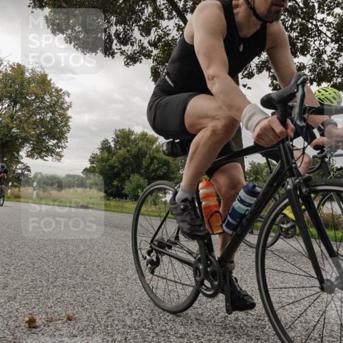 30.08.2026 - Elbe Triathlon Hamburg Michael Burmester http://msf.ph/oto/10048261 30.08.2026 09:42:09 Radfahren 253, 340, 409, 423, 445, 505, 528, 544, 608, 694, 731 meine-sportfotos.de