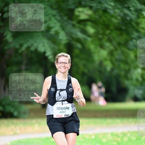 30.08.2026 - Blankeneser Heldenlauf Dr. Thomas Lammeyer http://msf.ph/oto/10048266 30.08.2026 11:27:25 Laufen 4207, 57 meine-sportfotos.de
