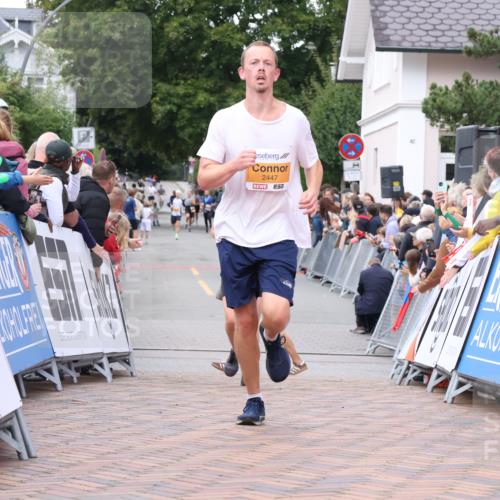 30.08.2026 - Blankeneser Heldenlauf Lena Gebhardt http://msf.ph/oto/10048279 30.08.2026 11:55:06 Ziel 2279, 2447, 2686 meine-sportfotos.de