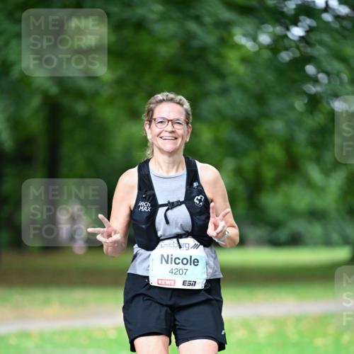 30.08.2026 - Blankeneser Heldenlauf Dr. Thomas Lammeyer http://msf.ph/oto/10048290 30.08.2026 11:27:27 Laufen 4207, 7 meine-sportfotos.de