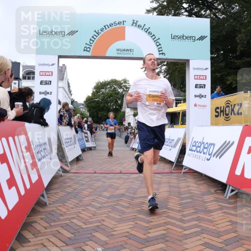 30.08.2026 - Blankeneser Heldenlauf Lena Gebhardt http://msf.ph/oto/10048306 30.08.2026 11:55:08 Ziel 2279, 2447, 2686 meine-sportfotos.de