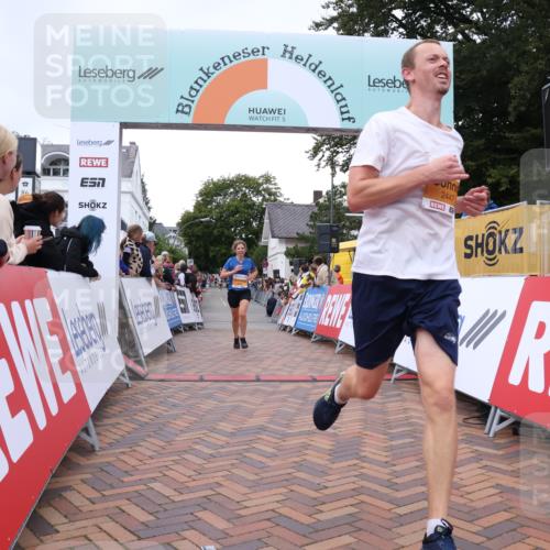 30.08.2026 - Blankeneser Heldenlauf Lena Gebhardt http://msf.ph/oto/10048318 30.08.2026 11:55:09 Ziel 2279, 2447, 2686 meine-sportfotos.de
