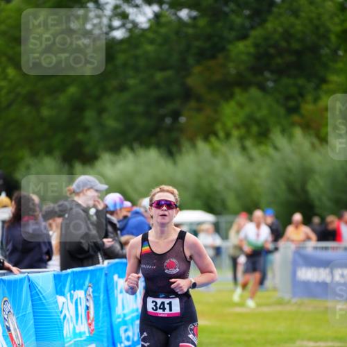 30.08.2026 - Elbe Triathlon Hamburg LAZAROV Photography http://msf.ph/oto/10048319 30.08.2026 10:33:16 Ziel 313, 341 meine-sportfotos.de