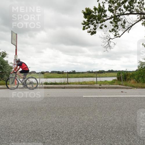 30.08.2026 - Elbe Triathlon Hamburg Michael Burmester http://msf.ph/oto/10048335 30.08.2026 15:12:37 Radfahren  meine-sportfotos.de