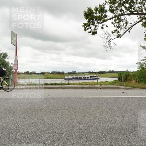 30.08.2026 - Elbe Triathlon Hamburg Michael Burmester http://msf.ph/oto/10048373 30.08.2026 15:13:45 Radfahren  meine-sportfotos.de