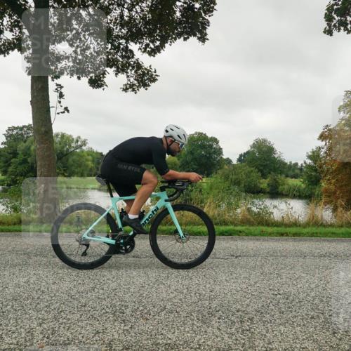 30.08.2026 - Elbe Triathlon Hamburg Michael Burmester http://msf.ph/oto/10048400 30.08.2026 09:33:11 Radfahren 639 meine-sportfotos.de