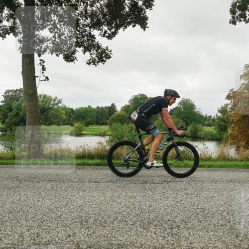 30.08.2026 - Elbe Triathlon Hamburg Michael Burmester http://msf.ph/oto/10048436 30.08.2026 09:33:25 Radfahren 266, 279, 336, 520, 570, 715, 718 meine-sportfotos.de