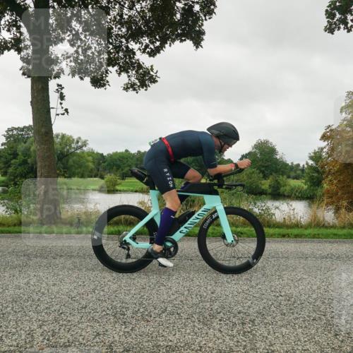 30.08.2026 - Elbe Triathlon Hamburg Michael Burmester http://msf.ph/oto/10048453 30.08.2026 09:33:28 Radfahren 266, 279, 490, 498, 520, 570, 687, 715, 718 meine-sportfotos.de