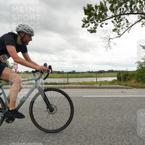 30.08.2026 - Elbe Triathlon Hamburg Michael Burmester http://msf.ph/oto/10048481 30.08.2026 15:17:53 Radfahren  meine-sportfotos.de