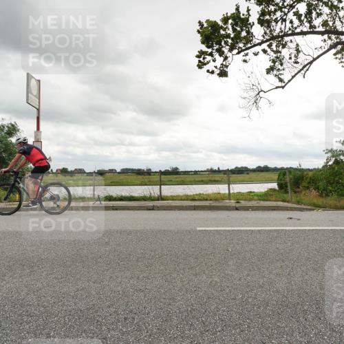 30.08.2026 - Elbe Triathlon Hamburg Michael Burmester http://msf.ph/oto/10048498 30.08.2026 15:18:44 Radfahren  meine-sportfotos.de