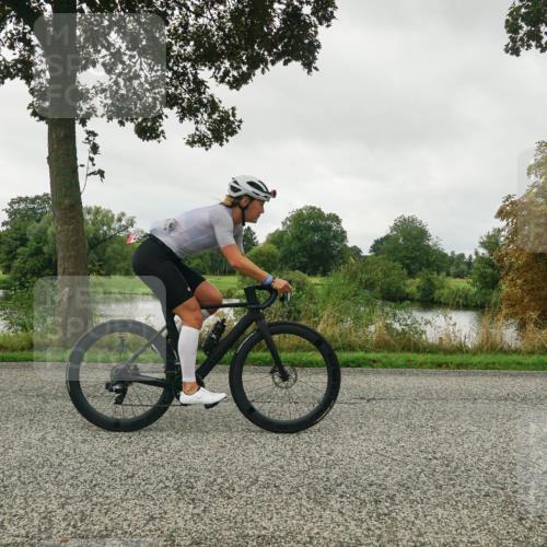 30.08.2026 - Elbe Triathlon Hamburg Michael Burmester http://msf.ph/oto/10048536 30.08.2026 09:33:45 Radfahren 297, 329, 483, 567 meine-sportfotos.de