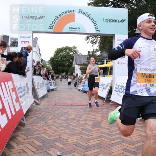30.08.2026 - Blankeneser Heldenlauf Lena Gebhardt http://msf.ph/oto/10048538 30.08.2026 11:55:26 Ziel 2401, 2649, 2864 meine-sportfotos.de