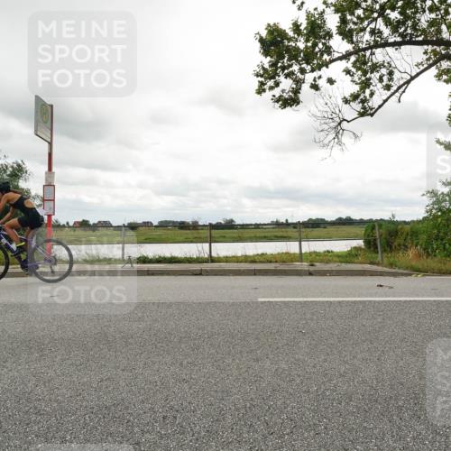 30.08.2026 - Elbe Triathlon Hamburg Michael Burmester http://msf.ph/oto/10048566 30.08.2026 15:20:31 Radfahren  meine-sportfotos.de