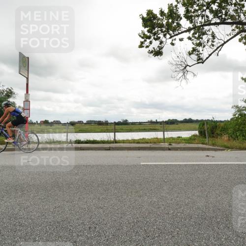 30.08.2026 - Elbe Triathlon Hamburg Michael Burmester http://msf.ph/oto/10048572 30.08.2026 15:20:34 Radfahren  meine-sportfotos.de