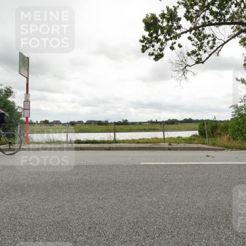 30.08.2026 - Elbe Triathlon Hamburg Michael Burmester http://msf.ph/oto/10048589 30.08.2026 15:20:44 Radfahren  meine-sportfotos.de