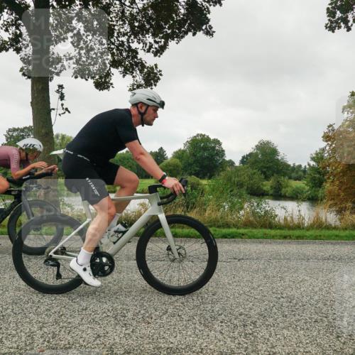 30.08.2026 - Elbe Triathlon Hamburg Michael Burmester http://msf.ph/oto/10048618 30.08.2026 09:34:07 Radfahren 293, 372, 432, 440, 519, 623, 629 meine-sportfotos.de