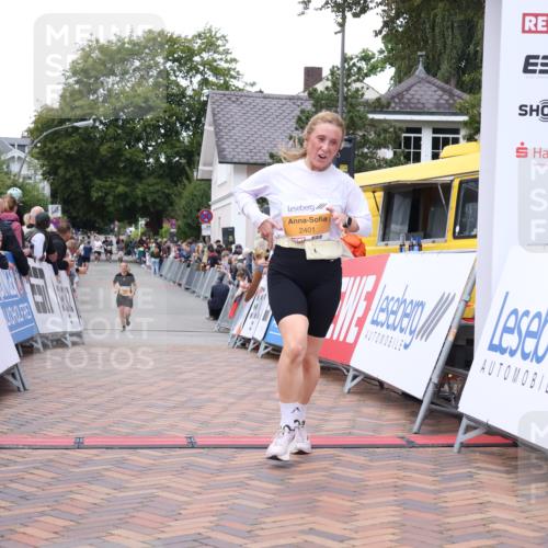 30.08.2026 - Blankeneser Heldenlauf Lena Gebhardt http://msf.ph/oto/10048620 30.08.2026 11:55:31 Ziel 2401, 2649, 2864 meine-sportfotos.de