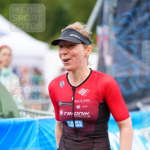 30.08.2026 - Elbe Triathlon Hamburg LAZAROV Photography http://msf.ph/oto/10048649 30.08.2026 10:33:57 Ziel 348 meine-sportfotos.de