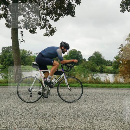 30.08.2026 - Elbe Triathlon Hamburg Michael Burmester http://msf.ph/oto/10048650 30.08.2026 09:34:20 Radfahren 281, 536, 588, 598 meine-sportfotos.de