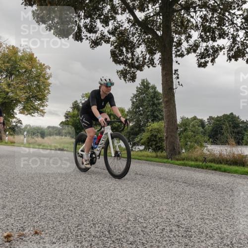 30.08.2026 - Elbe Triathlon Hamburg Michael Burmester http://msf.ph/oto/10048658 30.08.2026 09:44:57 Radfahren 452, 495, 636, 664, 701, 769, 864 meine-sportfotos.de