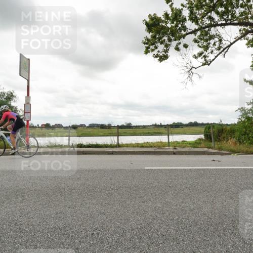 30.08.2026 - Elbe Triathlon Hamburg Michael Burmester http://msf.ph/oto/10048690 30.08.2026 15:22:26 Radfahren  meine-sportfotos.de