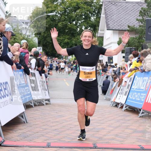 30.08.2026 - Blankeneser Heldenlauf Lena Gebhardt http://msf.ph/oto/10048700 30.08.2026 11:55:37 Ziel 2350, 2401 meine-sportfotos.de