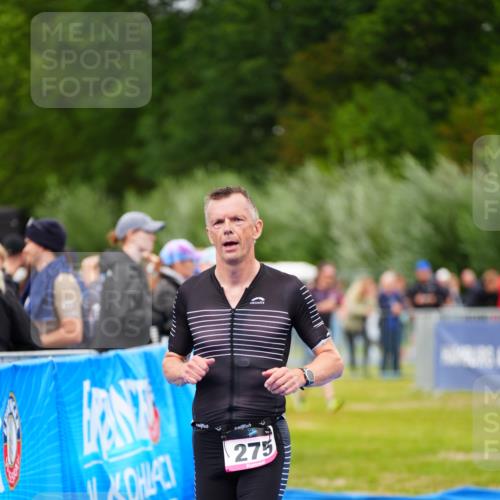 30.08.2026 - Elbe Triathlon Hamburg LAZAROV Photography http://msf.ph/oto/10048723 30.08.2026 10:34:07 Ziel 275 meine-sportfotos.de