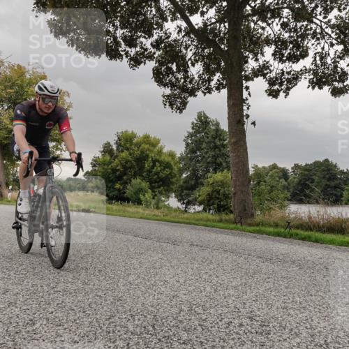 30.08.2026 - Elbe Triathlon Hamburg Michael Burmester http://msf.ph/oto/10048731 30.08.2026 09:45:30 Radfahren 321, 467, 751, 869, 882 meine-sportfotos.de