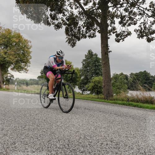 30.08.2026 - Elbe Triathlon Hamburg Michael Burmester http://msf.ph/oto/10048739 30.08.2026 09:45:36 Radfahren 354, 548, 655, 673, 751, 859, 869, 882 meine-sportfotos.de