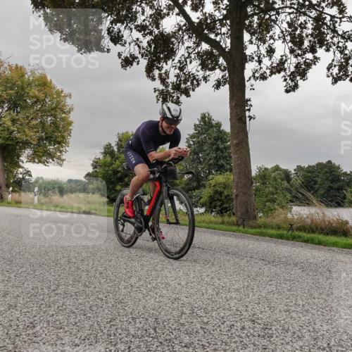30.08.2026 - Elbe Triathlon Hamburg Michael Burmester http://msf.ph/oto/10048745 30.08.2026 09:45:39 Radfahren 354, 548, 655, 673, 859 meine-sportfotos.de