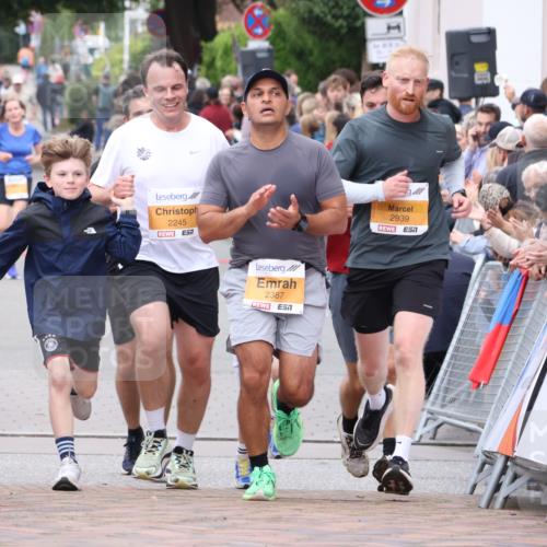 30.08.2026 - Blankeneser Heldenlauf Lena Gebhardt http://msf.ph/oto/10048759 30.08.2026 11:55:51 Ziel 2245, 2387, 2939 meine-sportfotos.de