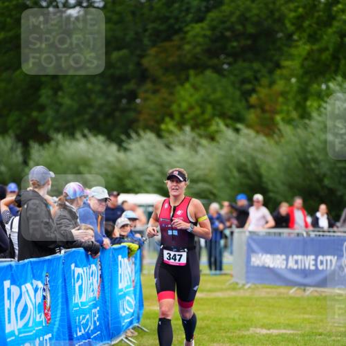 30.08.2026 - Elbe Triathlon Hamburg LAZAROV Photography http://msf.ph/oto/10048763 30.08.2026 10:34:15 Ziel 347, 412 meine-sportfotos.de
