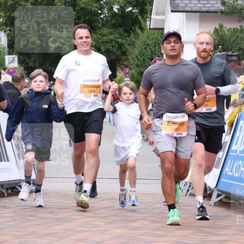 30.08.2026 - Blankeneser Heldenlauf Lena Gebhardt http://msf.ph/oto/10048773 30.08.2026 11:55:53 Ziel 2245, 2387, 2391, 2678, 2939 meine-sportfotos.de