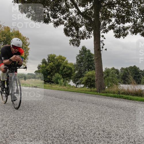 30.08.2026 - Elbe Triathlon Hamburg Michael Burmester http://msf.ph/oto/10048783 30.08.2026 09:46:04 Radfahren 564, 640, 702, 898 meine-sportfotos.de