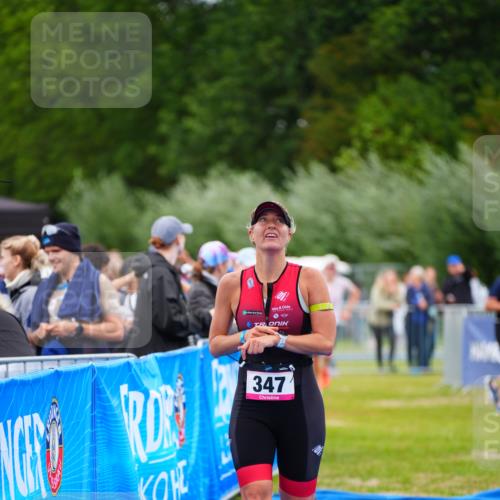 30.08.2026 - Elbe Triathlon Hamburg LAZAROV Photography http://msf.ph/oto/10048787 30.08.2026 10:34:17 Ziel 347, 412 meine-sportfotos.de