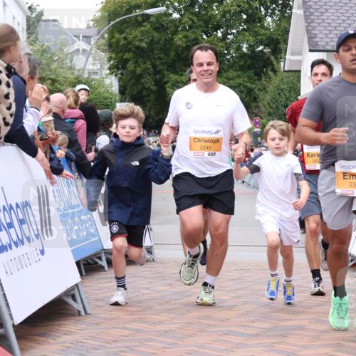 30.08.2026 - Blankeneser Heldenlauf Lena Gebhardt http://msf.ph/oto/10048790 30.08.2026 11:55:54 Ziel 2245, 2387, 2391, 2678, 2939 meine-sportfotos.de