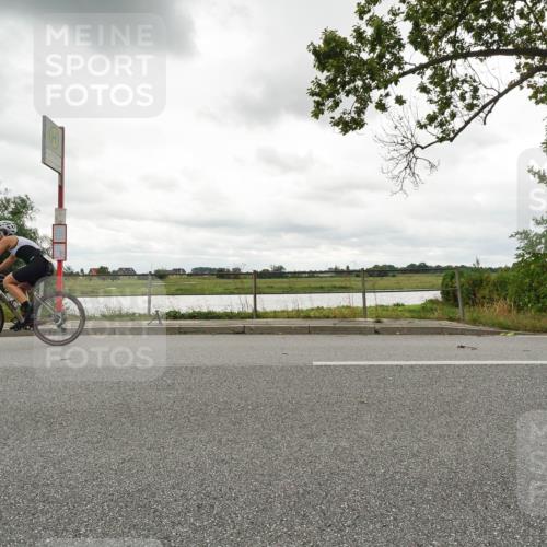 30.08.2026 - Elbe Triathlon Hamburg Michael Burmester http://msf.ph/oto/10048804 30.08.2026 15:24:02 Radfahren  meine-sportfotos.de