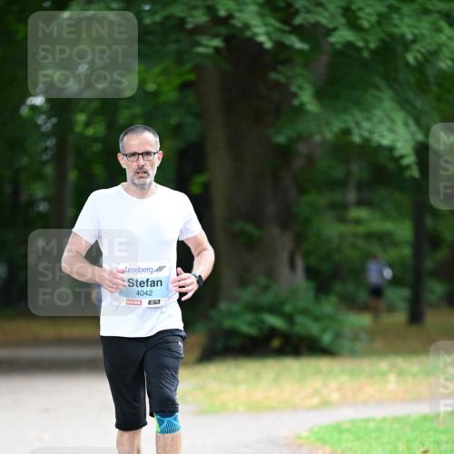 30.08.2026 - Blankeneser Heldenlauf Dr. Thomas Lammeyer http://msf.ph/oto/10048809 30.08.2026 11:28:20 Laufen 4042 meine-sportfotos.de