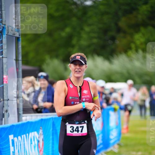 30.08.2026 - Elbe Triathlon Hamburg LAZAROV Photography http://msf.ph/oto/10048811 30.08.2026 10:34:18 Ziel 347, 412 meine-sportfotos.de