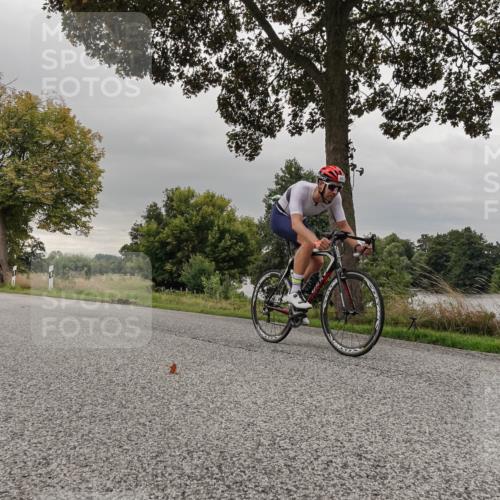 30.08.2026 - Elbe Triathlon Hamburg Michael Burmester http://msf.ph/oto/10048818 30.08.2026 09:46:15 Radfahren 276, 376, 379, 438, 577, 637, 650, 674, 700, 841, 847 meine-sportfotos.de