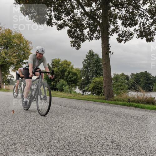 30.08.2026 - Elbe Triathlon Hamburg Michael Burmester http://msf.ph/oto/10048824 30.08.2026 09:46:16 Radfahren 276, 376, 379, 438, 577, 637, 650, 651, 700, 812, 841, 847 meine-sportfotos.de