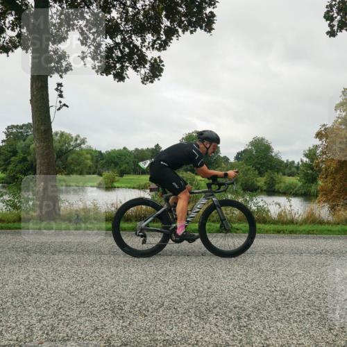 30.08.2026 - Elbe Triathlon Hamburg Michael Burmester http://msf.ph/oto/10048837 30.08.2026 09:35:23 Radfahren 411, 496, 659, 716 meine-sportfotos.de