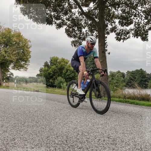 30.08.2026 - Elbe Triathlon Hamburg Michael Burmester http://msf.ph/oto/10048848 30.08.2026 09:46:23 Radfahren 343, 375, 412, 414, 484, 493, 546, 568, 577, 650, 651, 691, 718, 725, 782, 812 meine-sportfotos.de