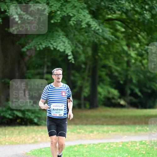 30.08.2026 - Blankeneser Heldenlauf Dr. Thomas Lammeyer http://msf.ph/oto/10048878 30.08.2026 11:28:48 Laufen 4220, 51 meine-sportfotos.de